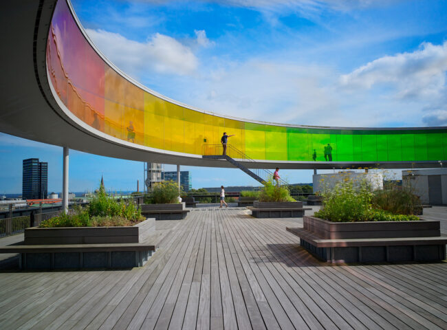Rethinking space and time in the contemporary city